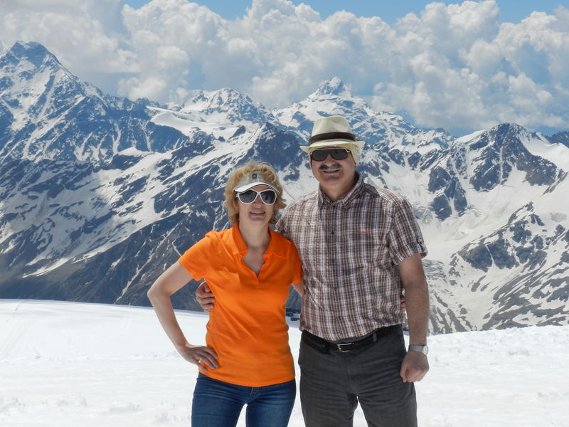 Файл:Барбот и минаева в горах.JPG